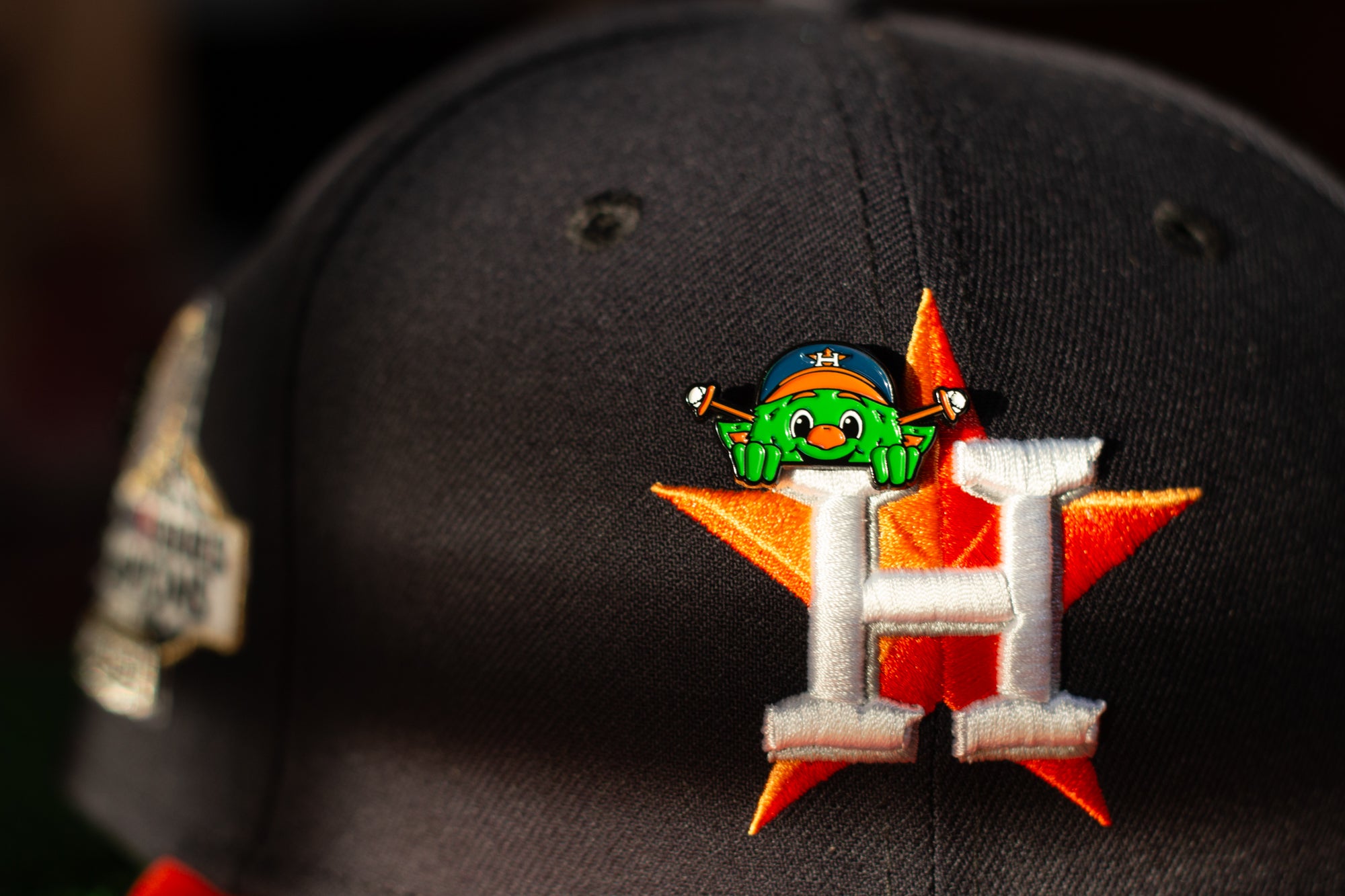 Orbit Astros Pin