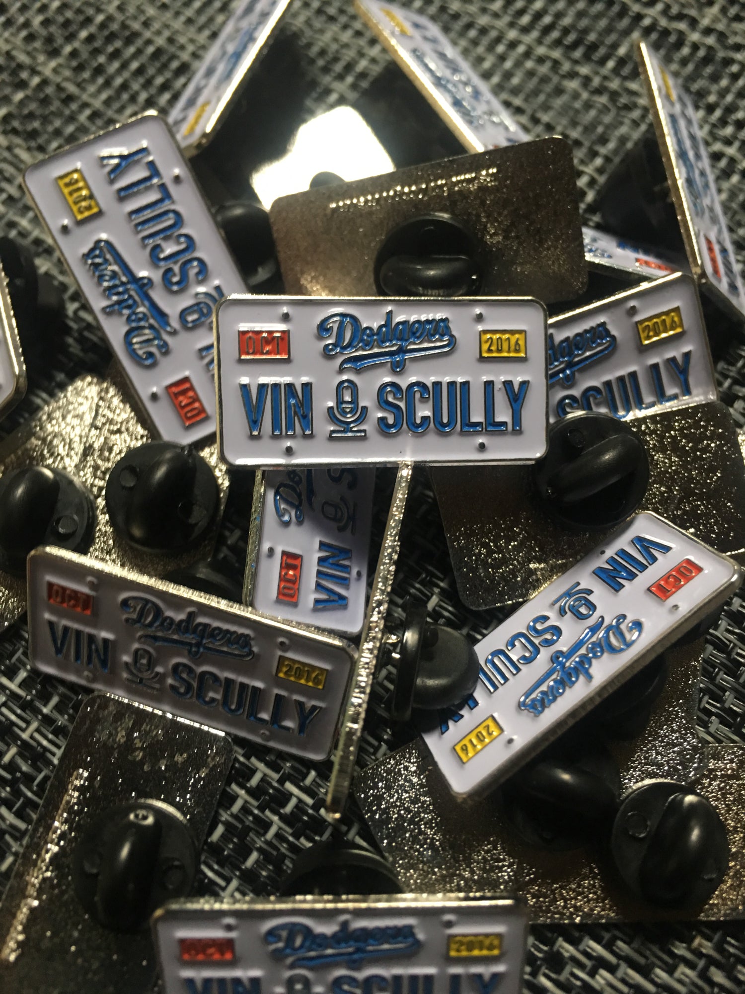 Vin Scully Pin