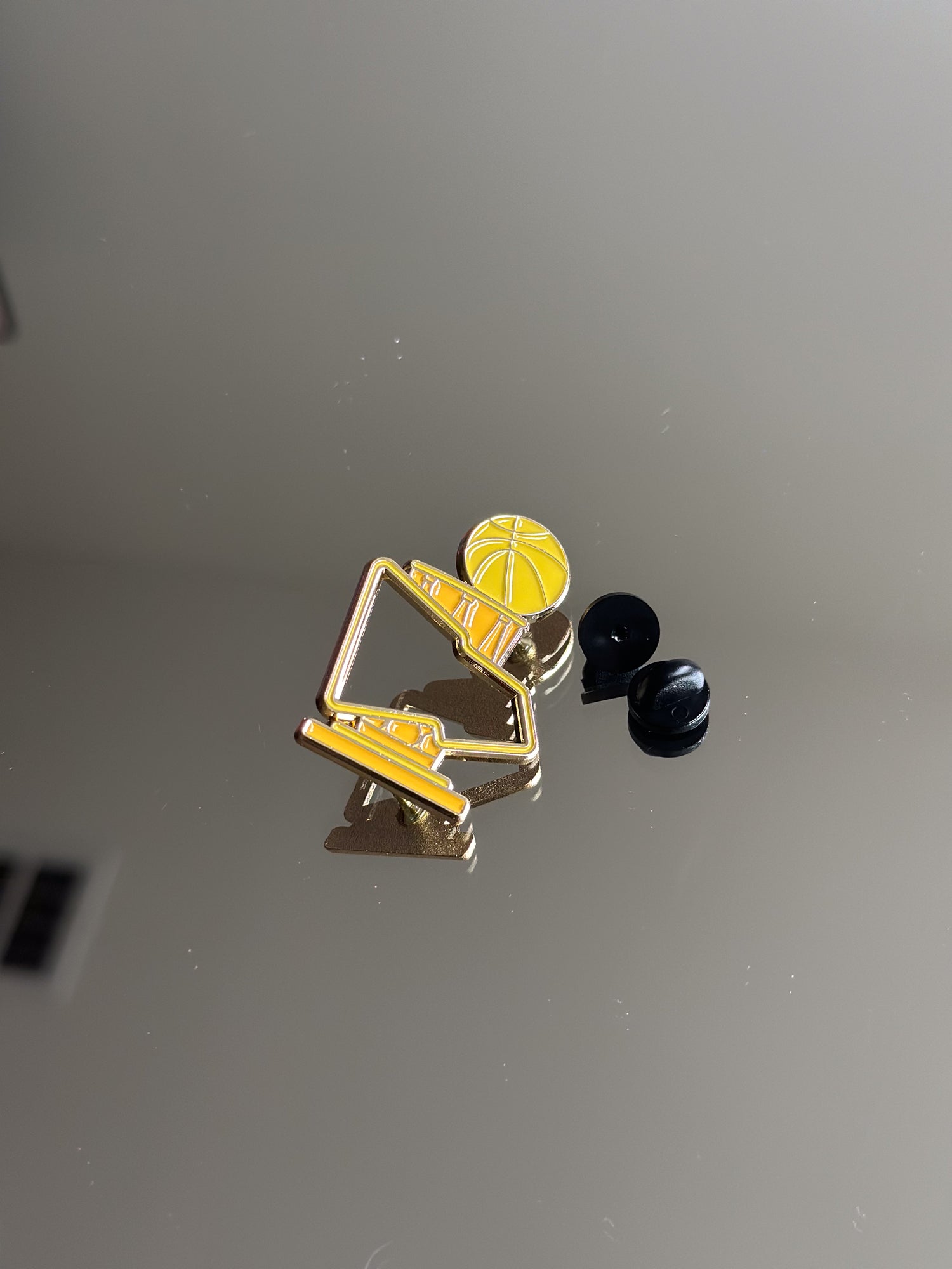 NBA Finals Larry O'Brien Trophy New Era® Pin